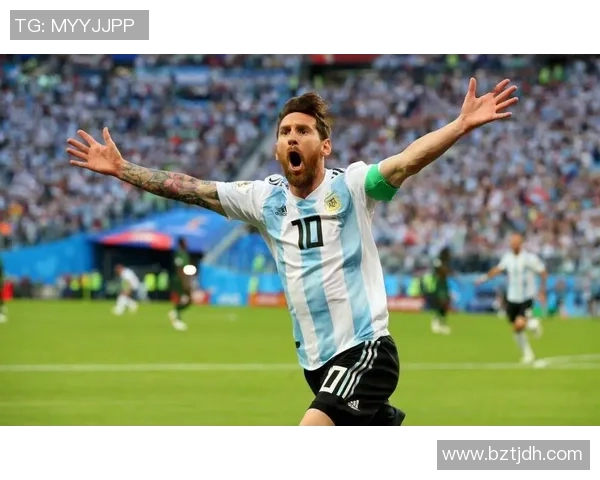 帕尼尼足球球星卡闪卡系列全解析珍稀收藏价值与设计特点