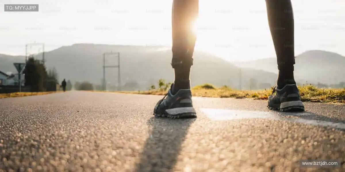 赛场之外，我们与你同在 —— 实时解说，深度分析！🎙️📊